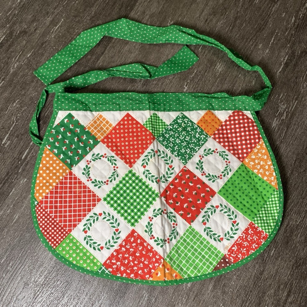 Vintage Kitchen Works Quilted Patchwork Christmas Half Apron w Tie Back